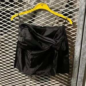 Svart zara kjol - Fint skick