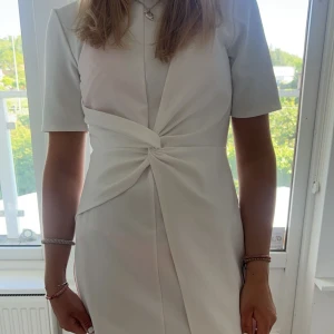 asos klänning - fin klänning från asos, knappt anvönd