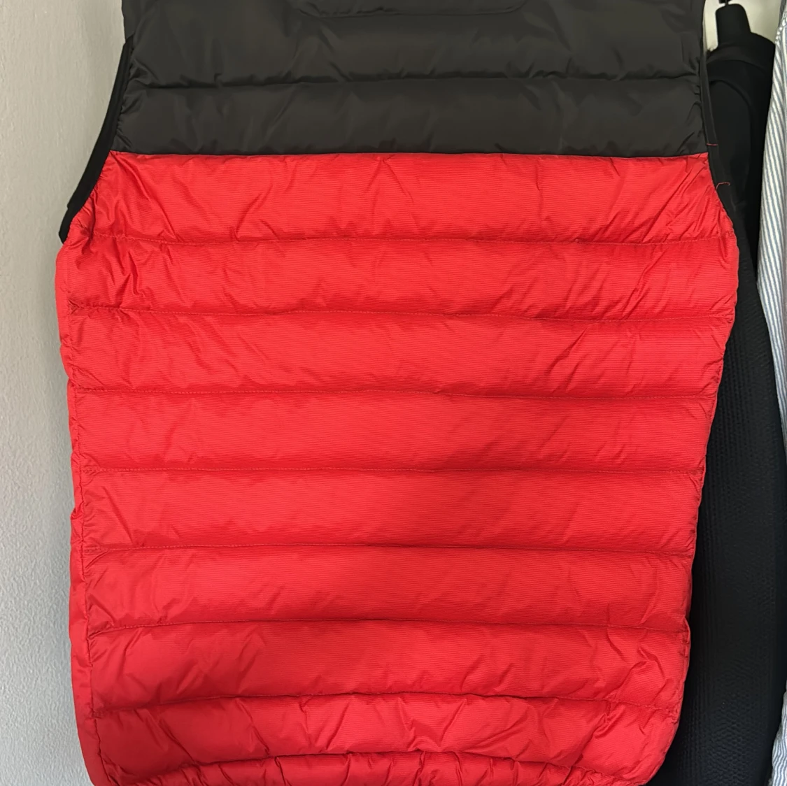 Säljer SAil racing väst  - 90