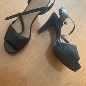 Strl 40 - Strl 40. 80kr