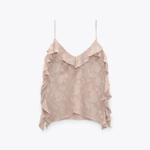 Zara topp - Fin rosa topp från zara. Säkjer pga av att jag köpte fel storlek. Aldrig använd. Köpare står för frakt!😇❤️ Skriv för egna bilder😍 (Kan tänka mig att sänka till 210kr minst!!)