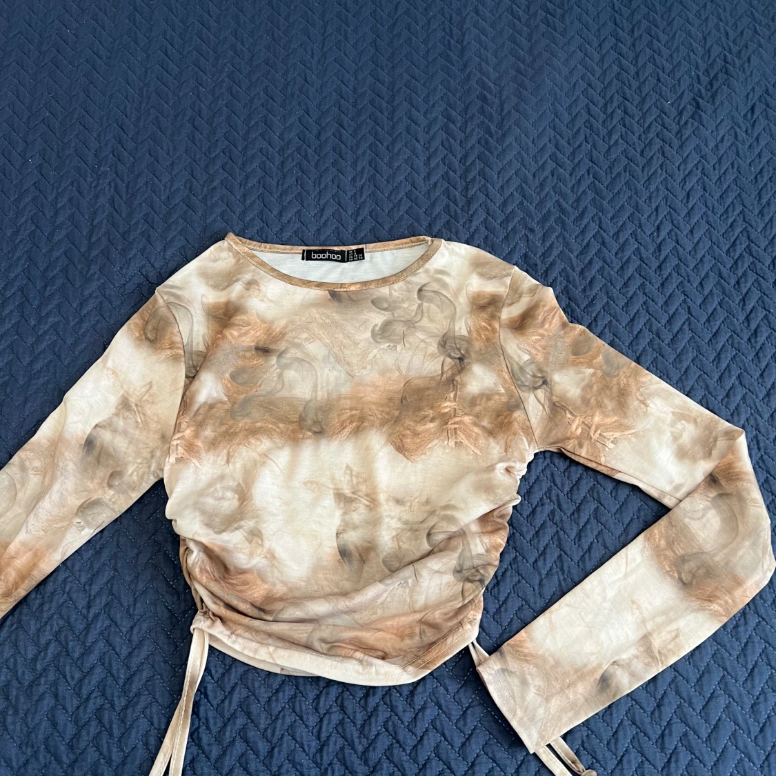 BOOHOO | långärmad tröja