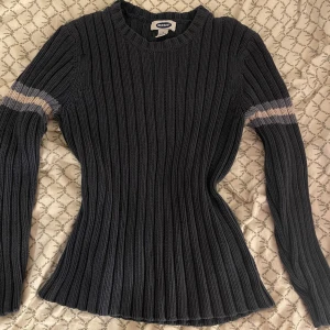 Vintage stickad tröja  - Vintage från old navy 