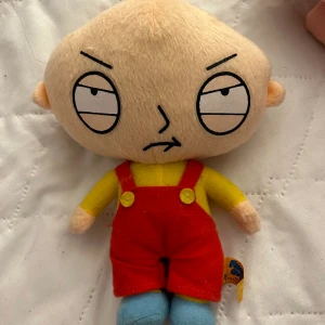 Family Guy gosedjur  - Family Guy gosedjur, officiellt från 2007, bra skick och kan hängas upp.