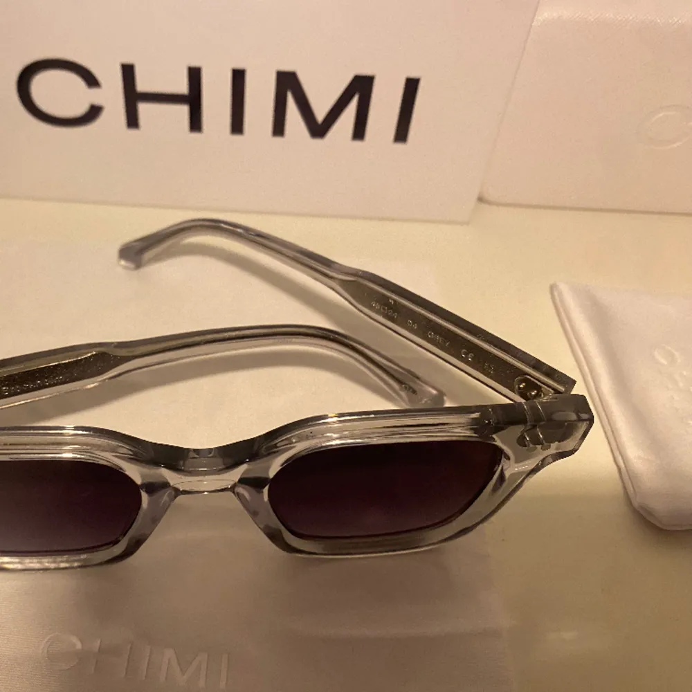 Riktigt schyssta solbrillor från Chimi. . Accessoarer.