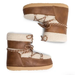 Jenny fairy  - Säljer dessa vinterskor då jag beställde i för stor storlek, jättevarma och perfekta till vintern 😍