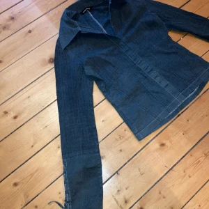 Skjortq + Cos väst - Bundle ⭐️