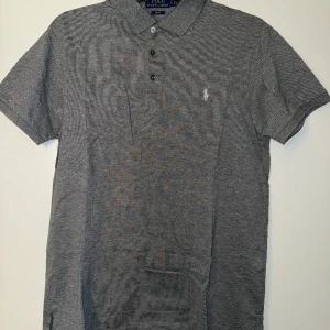 Ralph Lauren pike  - Ralph Lauren pike i storlek L slimfit 