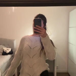 Stickad tröja - Stickad tröja från Zara, passar XS-M