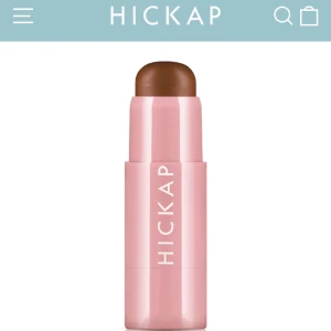 Hickap bronzer stick! - Ett bronzer stick från Hickap i färgen hot chocolate, som är använt endast en gång! Ord. Pris är 219. Säljer pga fel färg