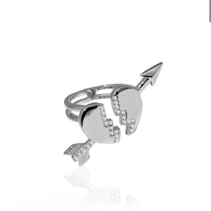 Ioaku ring - Denna ring köpt feån ioaku. Slut på hemsidan och köptes nyss.💞💞 köpt för 500kr