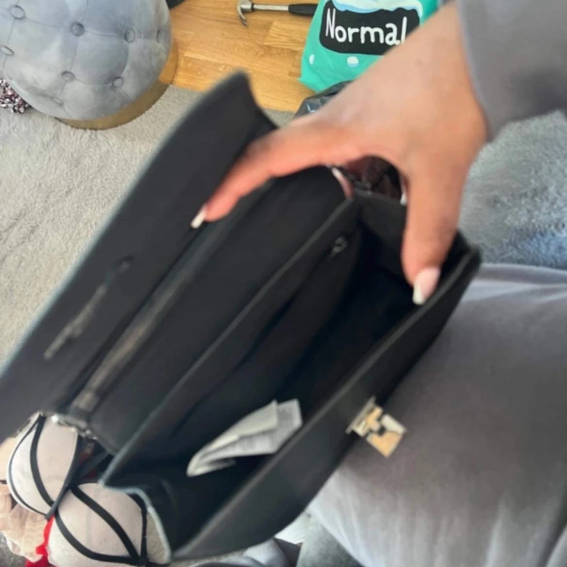 Svart axelväska  - 90