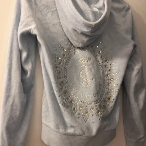 Juicy couture kofta - Fin juicy couture kofta! Säljes pga lite liten