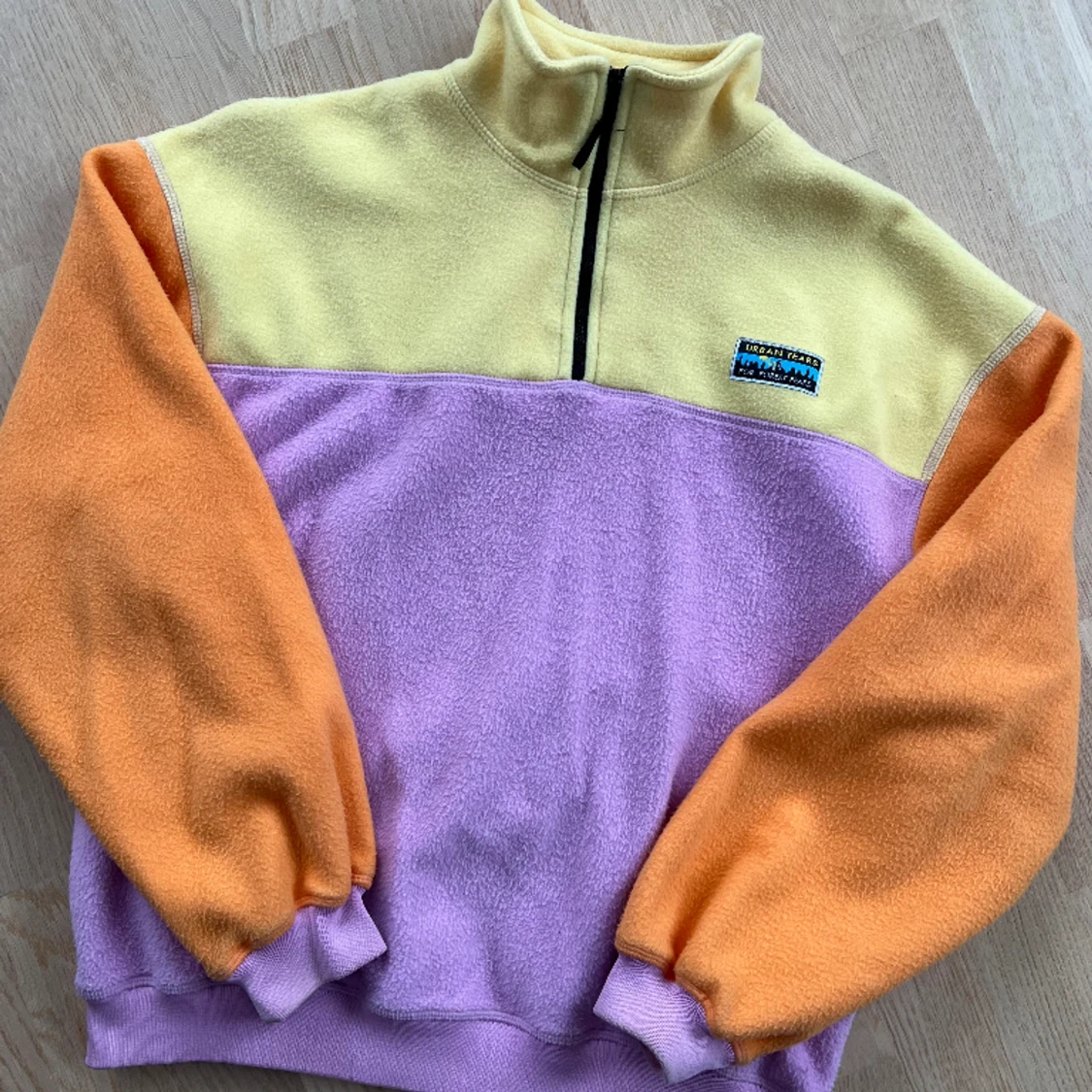 Superfin fleecetröja, tröja från Junkyard i stl S 