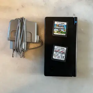 Nintendo ds, 2 spel medföljer. Bra skick