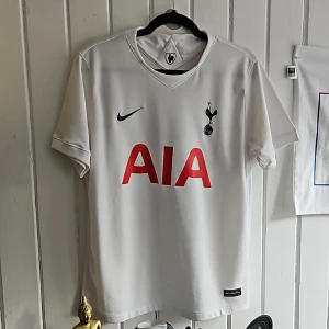 Footbolls tröja - Tottenham ( spurs  Bra skick  S/M