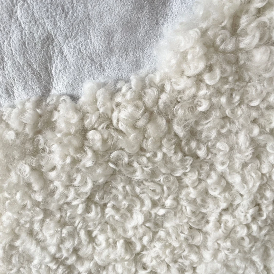 Fårskinn (ÄKTA)  - 91