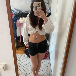 Shorts - Ett par shorts från Gina Tricot! // använd gärna köp nu! ❣️