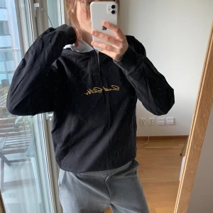 Skatehoodie - En snygg hoodie som sitter superskönt!