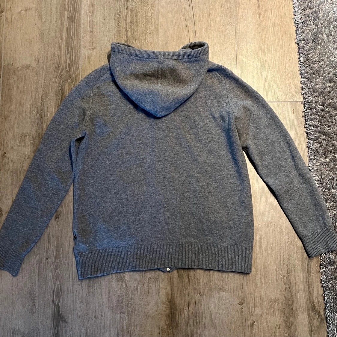 Riley ull hoddie  - 90