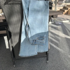 Jeans - Jane Bootcut från Cubus. Använda mycket men i fint skick. Finns 2 par. 