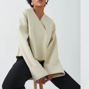 Blanket stitch jacket✨ - Säljer nu denna fina jacka i fint skicka✨används fåtal gånger Nypris:500kr