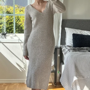 Klänning - Mysig klänning från H&M🧸