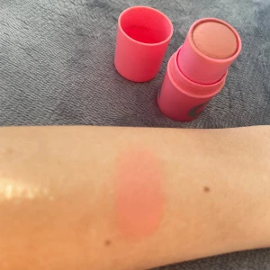 blush och highliter - .fri frakt 