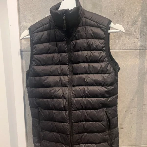 Lättviktsdun väst - Nyskick 