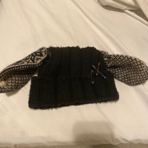 bunny ear beanie - Hand sydd mössa