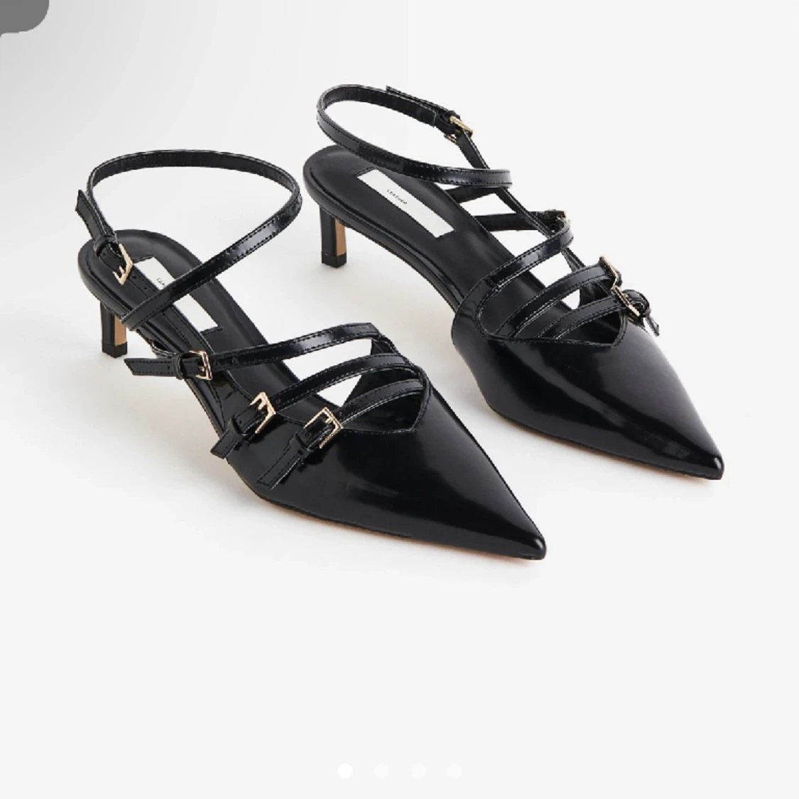 Söker dessa skor från h&m