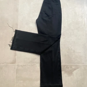 Svarta jeans - Snygga jeans💕 Pris kan diskuteras!