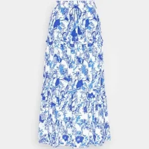 Långkjol - Jättesnygg långkjol från Lindex 💗 originalpris: 400kr🤍