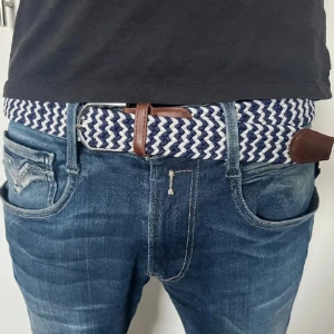 Flätat skärp - Detta skärp är helt nyköpt då jag köpte fel modell jag säljer nu det här! Skriv vid intresse!