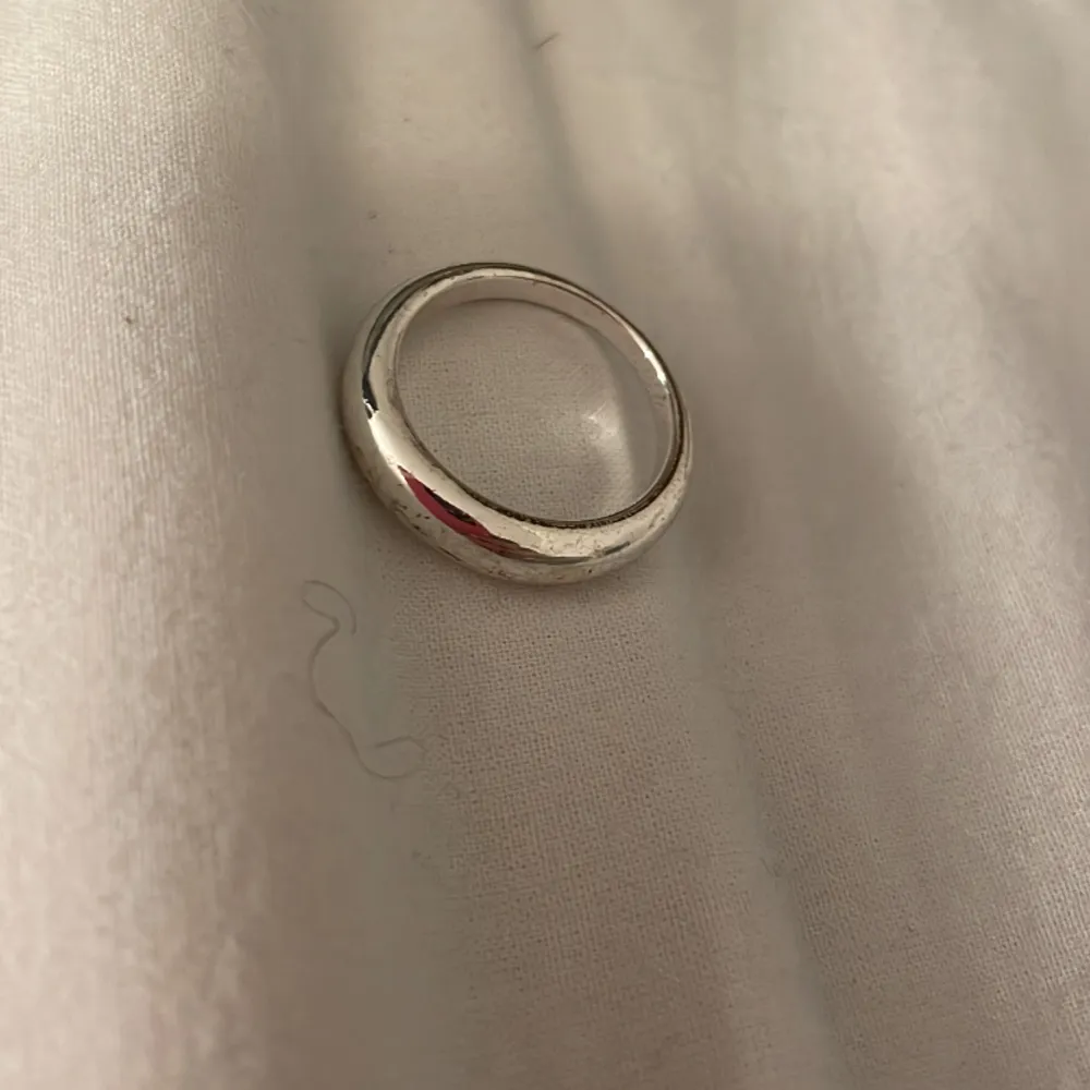 Silver ring . Accessoarer.