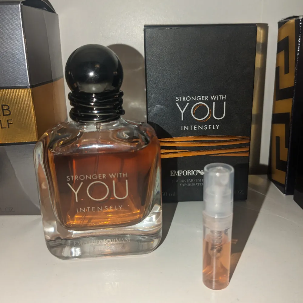 Emporio Armani stronger with you intensely sample 2ml . Övrigt.