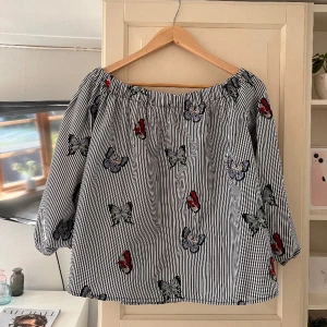 Långärmad topp - Randig tröja från zara som aldrig använts.