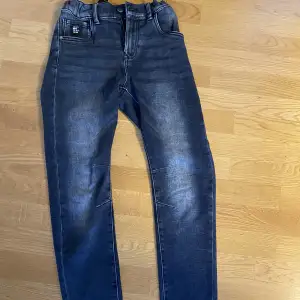 Jeans i storlek 152! 