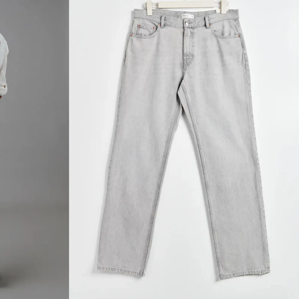 gråa jeans från gina! fint skicka och väldigt sköna jeans! . Jeans & Byxor.