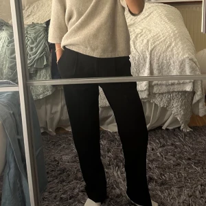 NAKD Svarta kostymbyxor  - Svarta kostymbyxor från NAKD. 