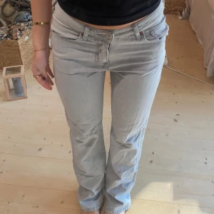 Jeans - SUPER snygga❣️