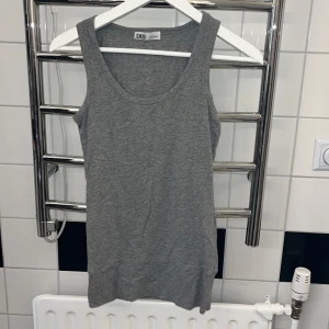 Grått linne  - Grått linne i nyskick. 