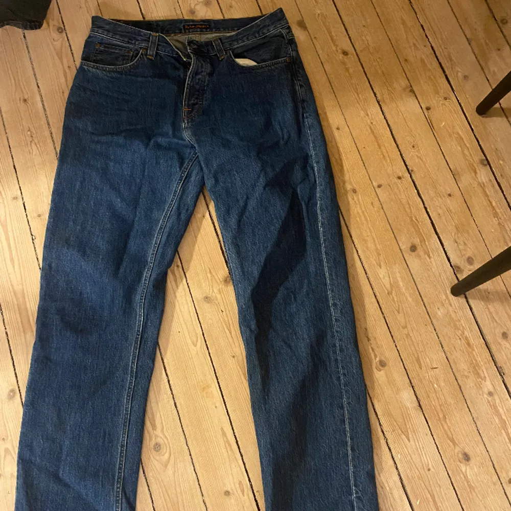 Grymt snygga nudie jeans, knappt använda, rad Rufus modellen storlek 33/34, nypris 1600. Jeans & Byxor.