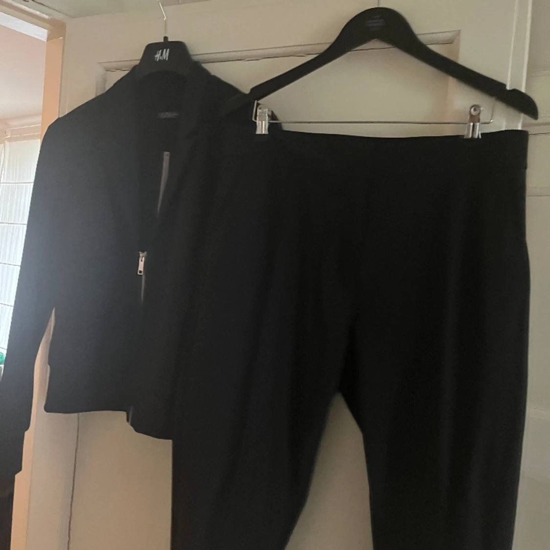 Kostym från MWH of Sweden stl 42 - 90