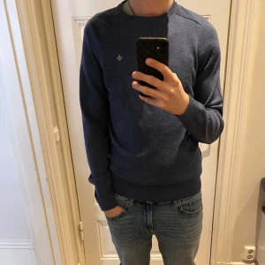 Morris Tröja - Säljer nu min Morris merino tröja då den har blivit för liten. Sparsamt använd och väl omhändertagen.