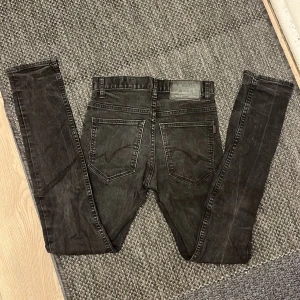 Crocker jeans grå - Snygga och i bra skick!