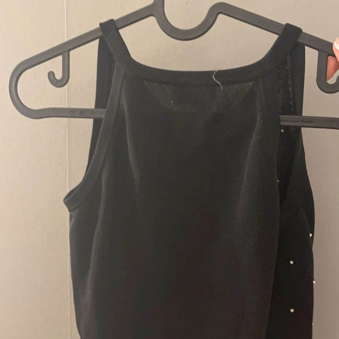 En svart jättefint linne - 90