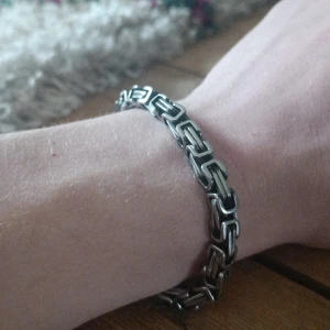 *Stainless steel* Armband - 100% Stainless steel Köpt på India butiken på Väla!
