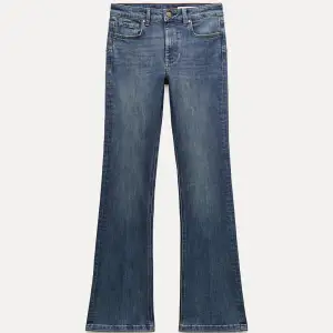 Zara jeans som nya! Pris kan diskuteras vid snabb affär