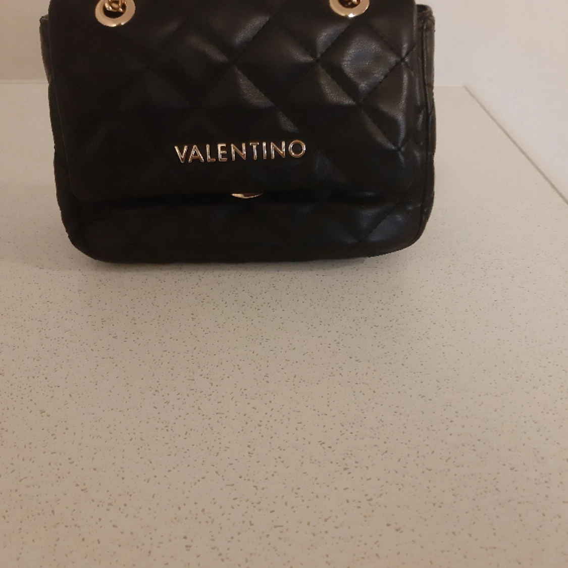 Valentino ocarina väska